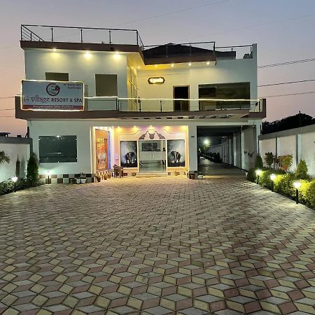 Sumedha G Village Resort And Spa Raiwala 외부 사진