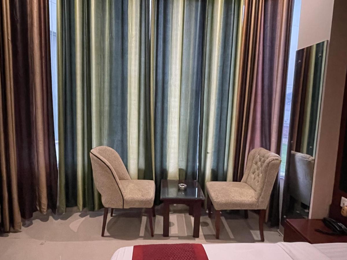 Sumedha G Village Resort And Spa Raiwala 외부 사진